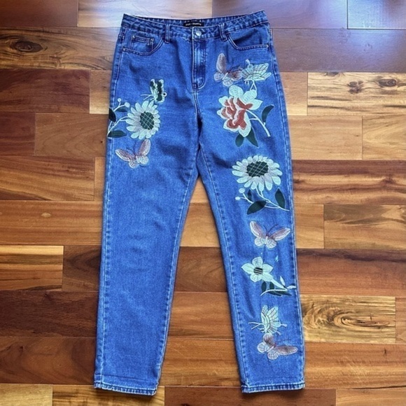 Pixie+Diamond Embroidered Jeans - Picture 3 of 14